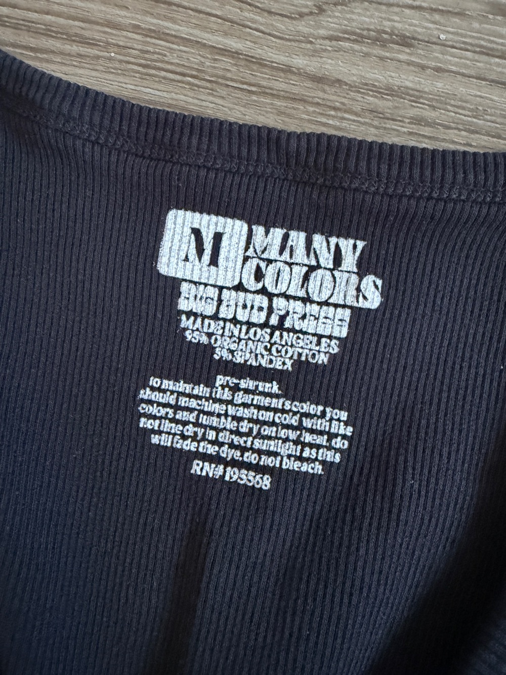 Big Bud Press • Many Colors Long Sleeve V Neck Tee in Black • Size Medium - Picture 3 of 3